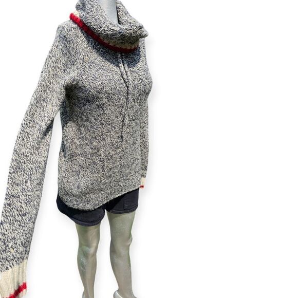 Roots Heathered Grey Cabin Classic Funnel Neck Pullover Sweater - Picture 4 of 9